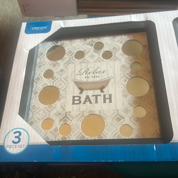 Bath - Picture 1 of 5